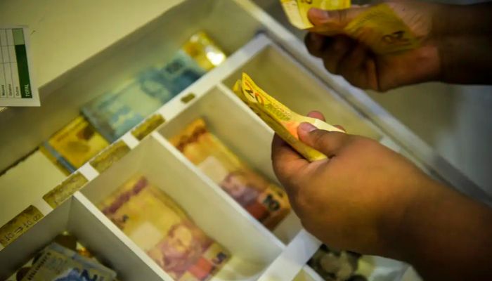 © Marcello Casal JrAgência Brasil Segunda parcela do décimo terceiro deve ser depositada até dia 19